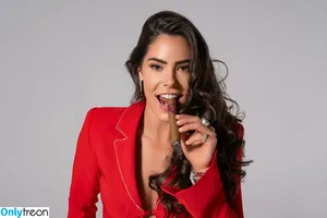 Kelsey Plum WNBA Star / kelseyplum10 nude photo #0028