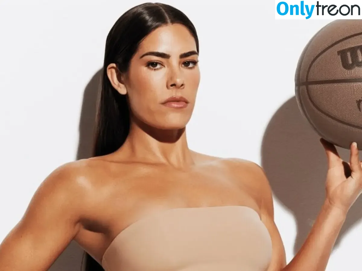 Kelsey Plum nude photo #0020 (kelseyplum10)