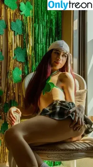 Kendal_Sofia / kendal_sophie / sofiia_pink nude photo #0003