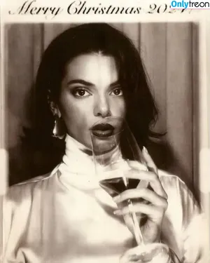 Kendall Jenner / KendallJenner nude photo #4251