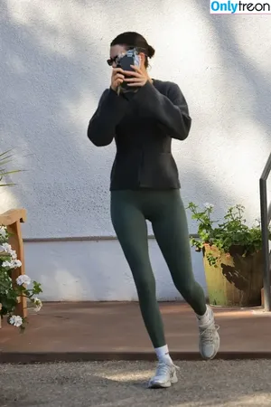 Kendall Jenner / KendallJenner фото голая #4470