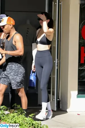 Kendall Jenner / KendallJenner nude photo #4839