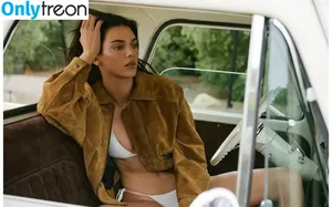 Kendall Jenner / KendallJenner nude photo #5166