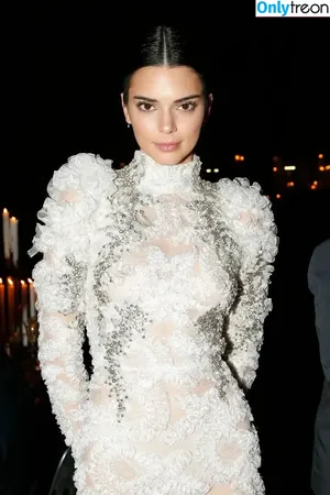 Kendall Jenner / KendallJenner nude photo #5222