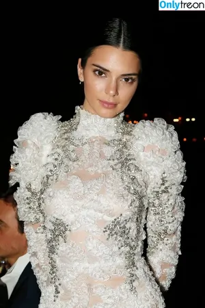 Kendall Jenner / KendallJenner nude photo #5226