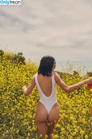 Kendall Jenner / KendallJenner nude photo #5231