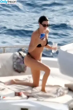 Kendall Jenner / KendallJenner nude photo #5239