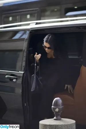 Kendall Jenner / KendallJenner nude photo #5410