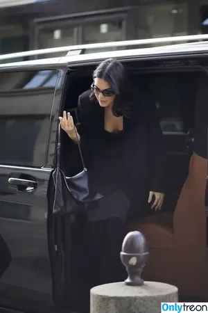 Kendall Jenner / KendallJenner nude photo #5412
