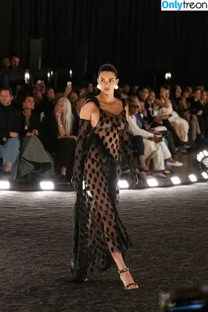 Kendall Jenner / KendallJenner nude photo #5477