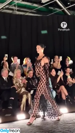 Kendall Jenner / KendallJenner nude photo #5487