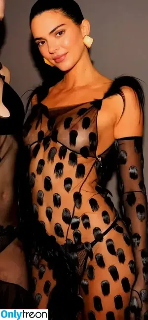 Kendall Jenner / KendallJenner nude photo #5491