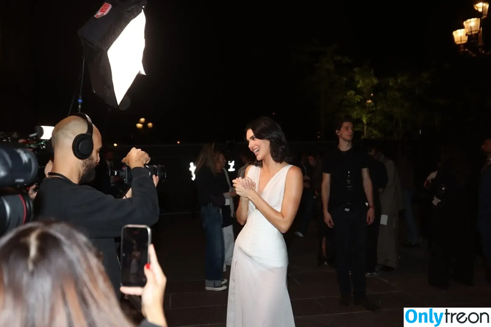 Kendall Jenner nude photo #5373 (KendallJenner)