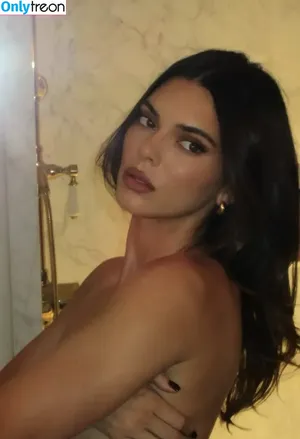  nude photo #0007