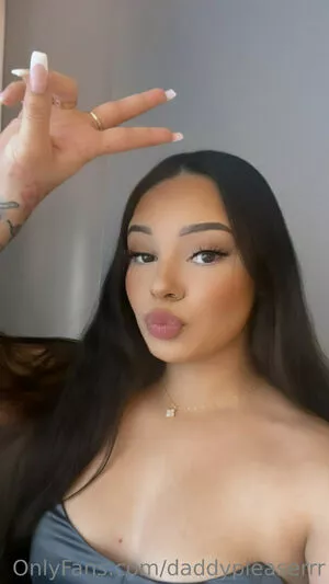 kendallknightt / daddypleaserrr / kenziekreamss nude photo #0042