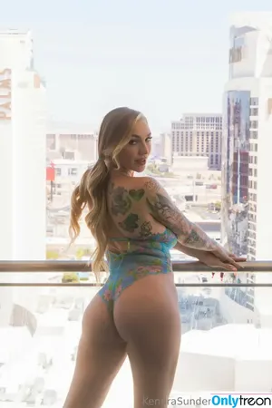 Kendra Sunderland / kslibrarygirl / therealkslibrarygirl nude photo #1810