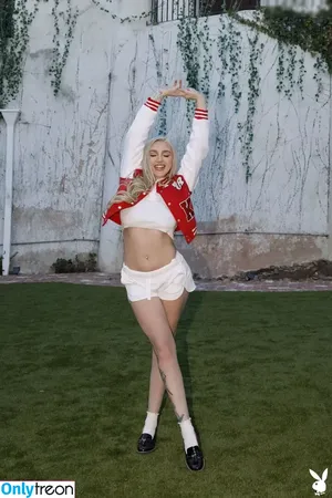 Kendra Sunderland / kslibrarygirl / therealkslibrarygirl nude photo #2018