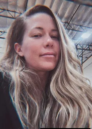 Kendra Wilkinson / KendraWilkinson фото голая #0120