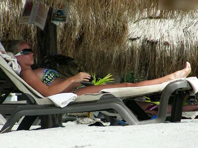 Kendra Wilkinson / KendraWilkinson фото голая #0151
