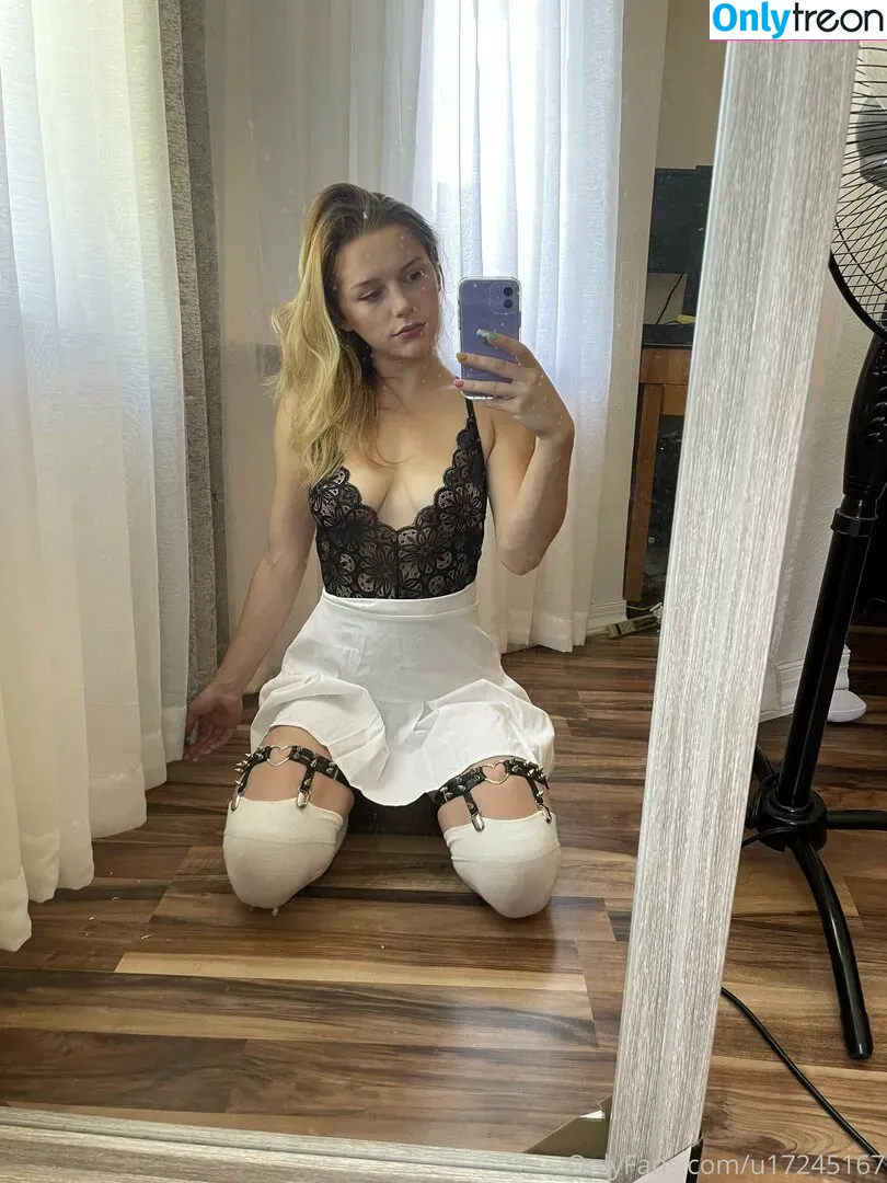 KendraNKendra Young nude photo #0043 (KendraNKendraYoung / kendra.young)