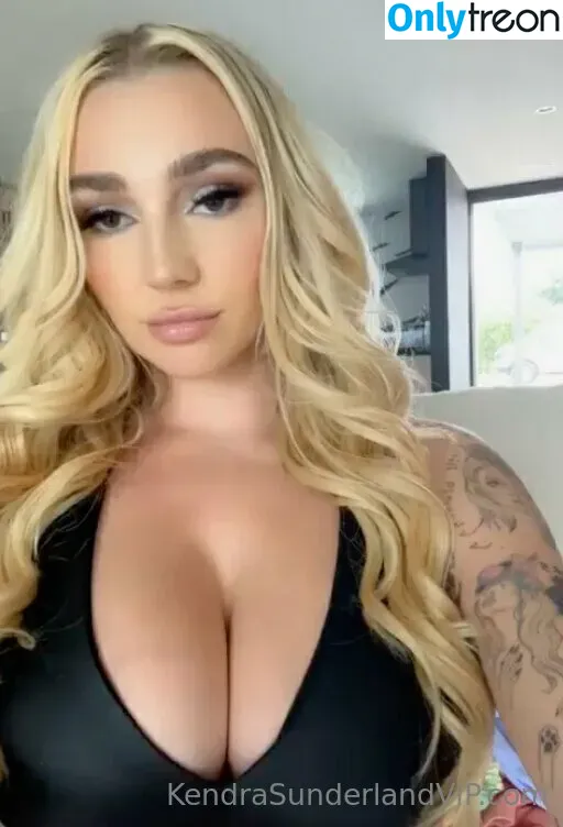 KendraSunderland голая photo #0101 (therealkslibrarygirl)