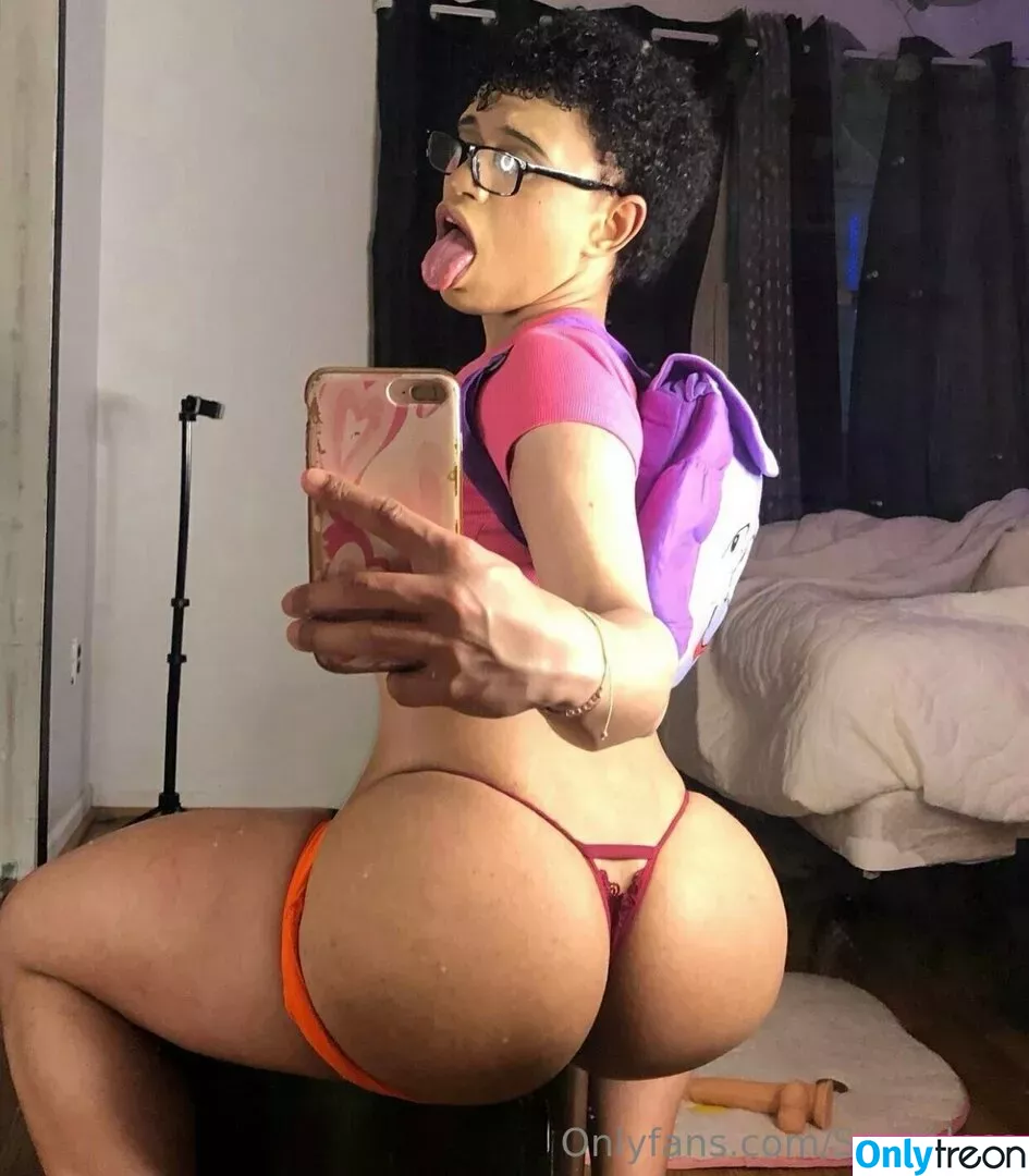 kenitique nude photo #0016 (kenitiquee)