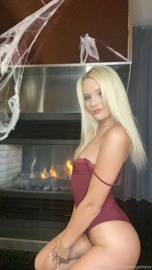 Kenna James / kennajames21 / kennajamesx / realkennajames фото голая #0043