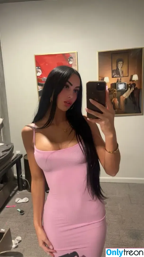 Kennedy Roussel nude photo #0002 (kennedycroussel)
