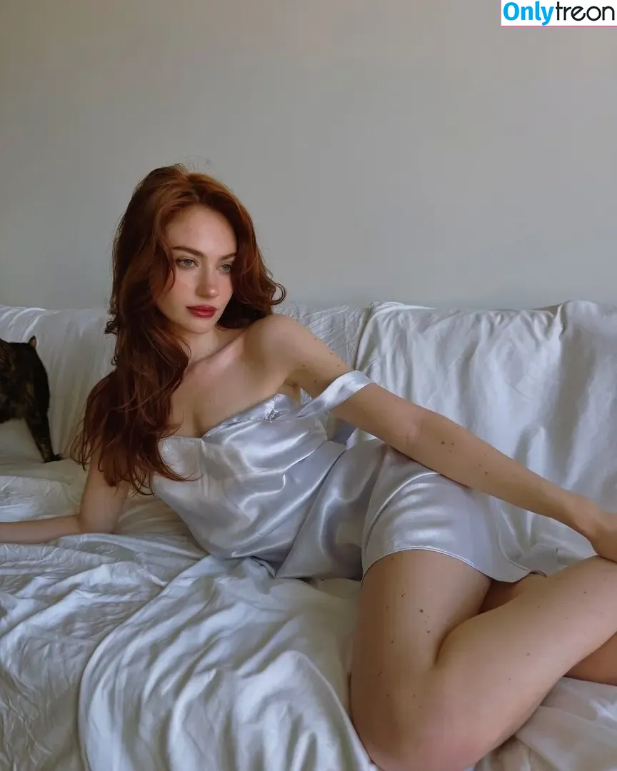 Kennedy Walsh nude photo #0410 (kennedyclairewalsh)