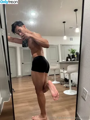  nude photo #0009