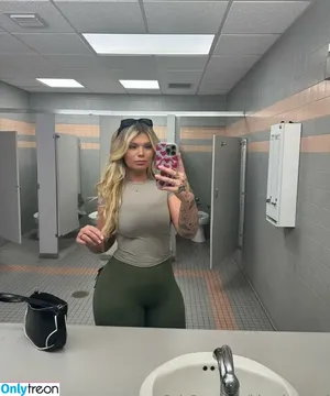 kenzieclarksxo nude