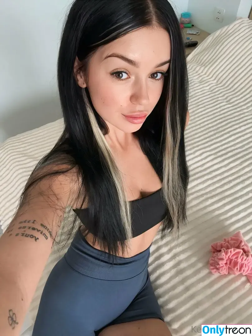 kerrimeow nude photo #0081 (kerrimeow)