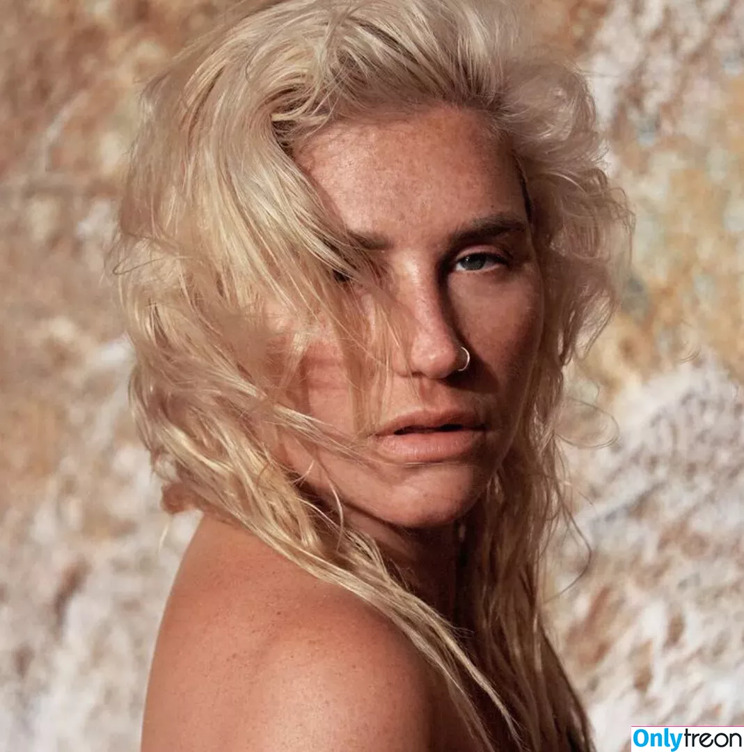Kesha nude photo #0058 (iiswhoiis / wildgirl16)