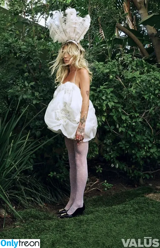 Kesha nude photo #0505 (iiswhoiis / wildgirl16)