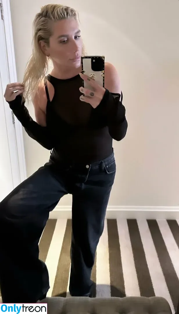 KeshaRose голая photo #0146 (KeshaRose)
