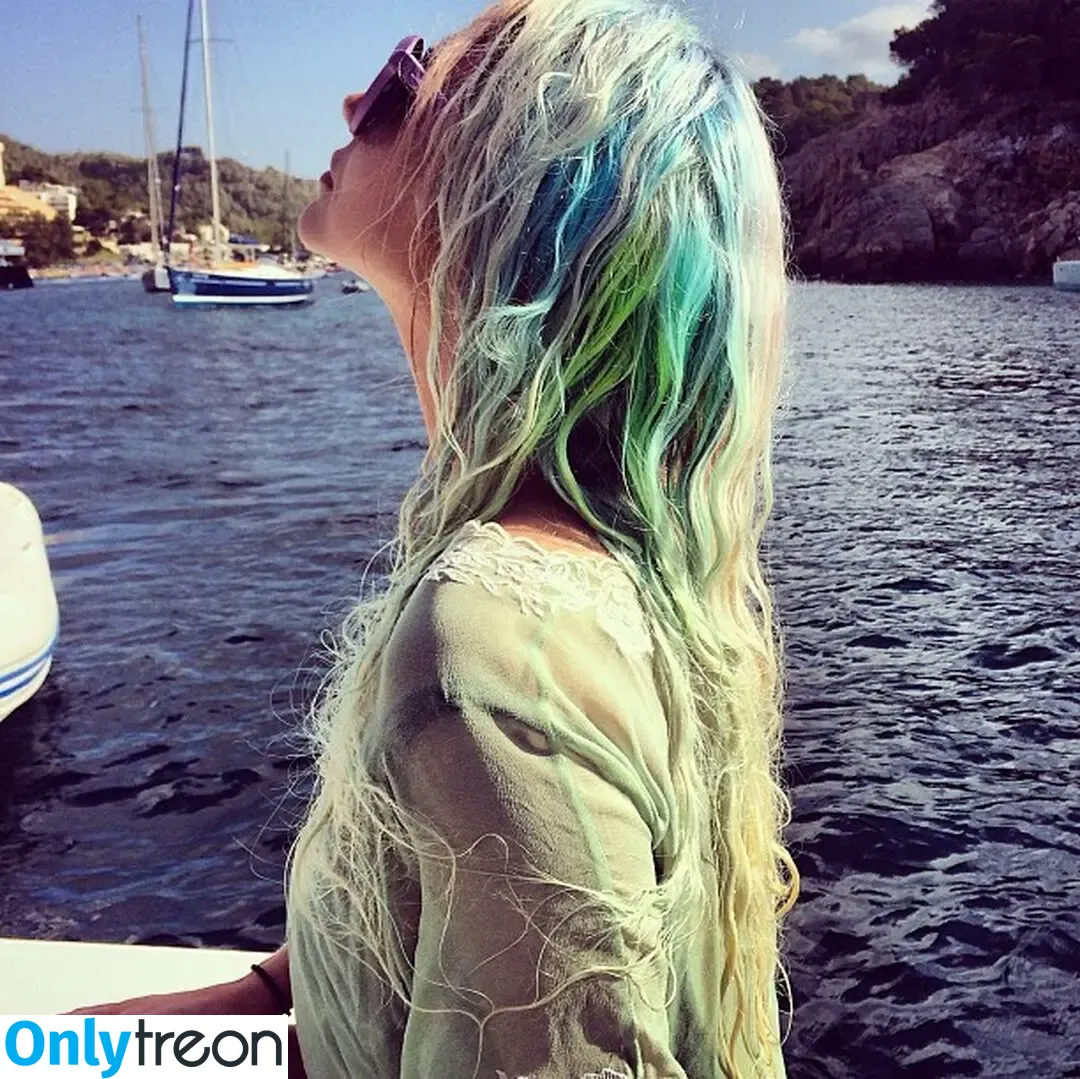 KeshaRose голая photo #0486 (KeshaRose)