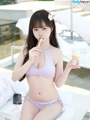 Kexuanw / winter131402 / 可可小白兔 nude photo #0138