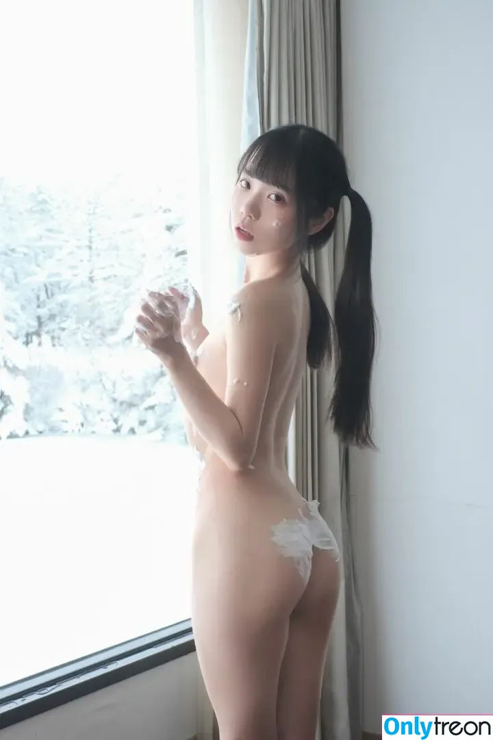 Kexuanw nude photo #0040 (winter131402 / 可可小白兔)