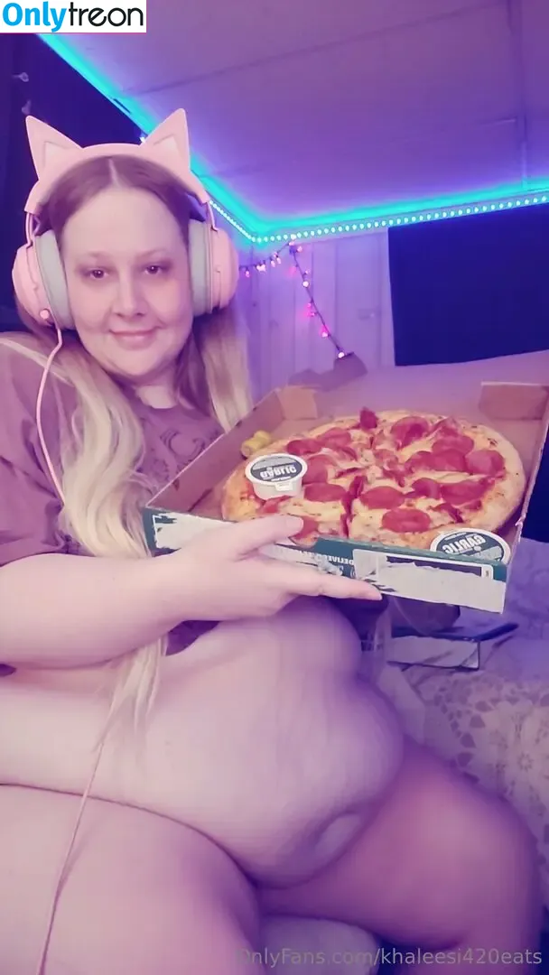 khaleesi420eats nude photo #0082 (khaleesi420eats)