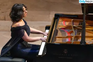 Khatia Buniatishvili / khatiabuniatishvili nude photo #0184