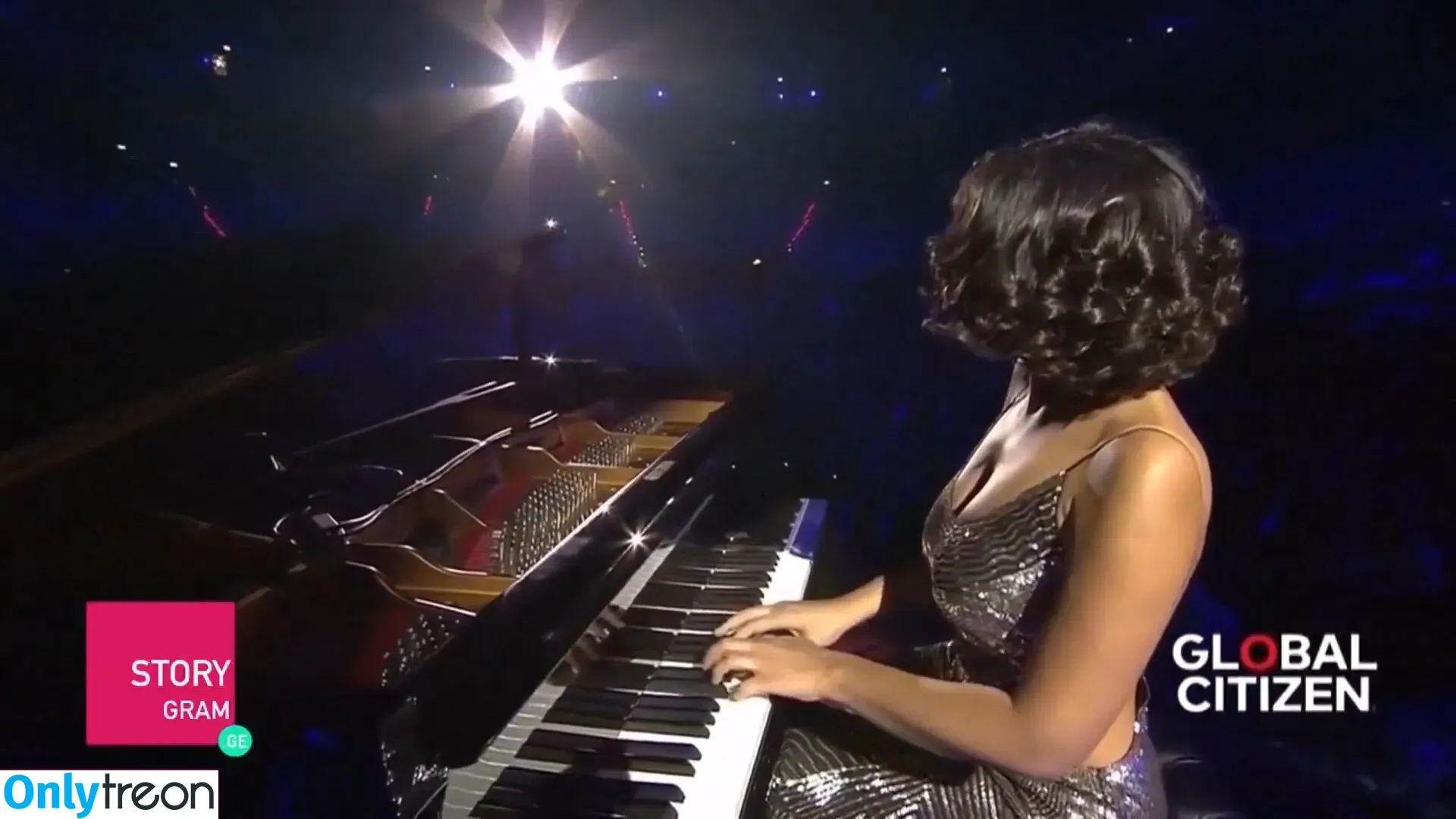 Khatia Buniatishvili nude photo #0018 (khatiabuniatishvili)