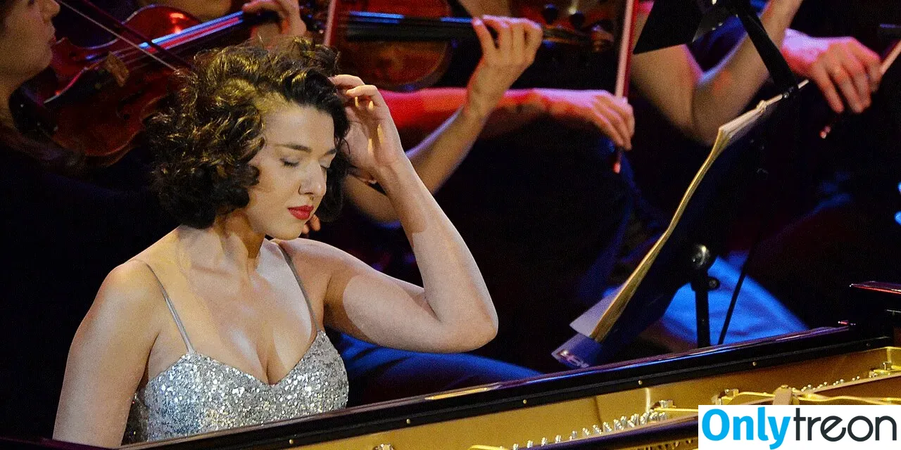Khatia Buniatishvili nude photo #0021 (khatiabuniatishvili)