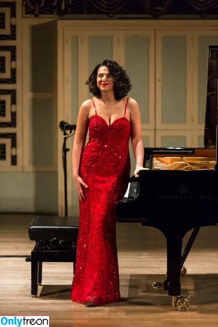 Khatia Buniatishvili nude photo #0046 (khatiabuniatishvili)