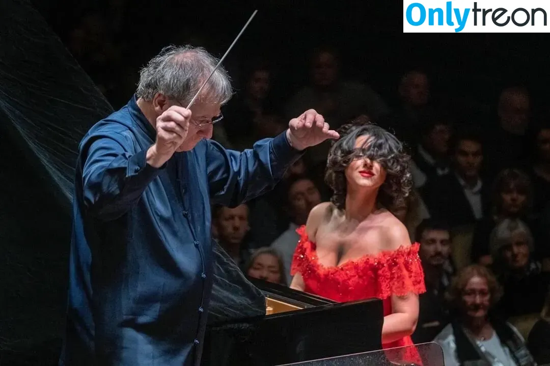 Khatia Buniatishvili nude photo #0050 (khatiabuniatishvili)