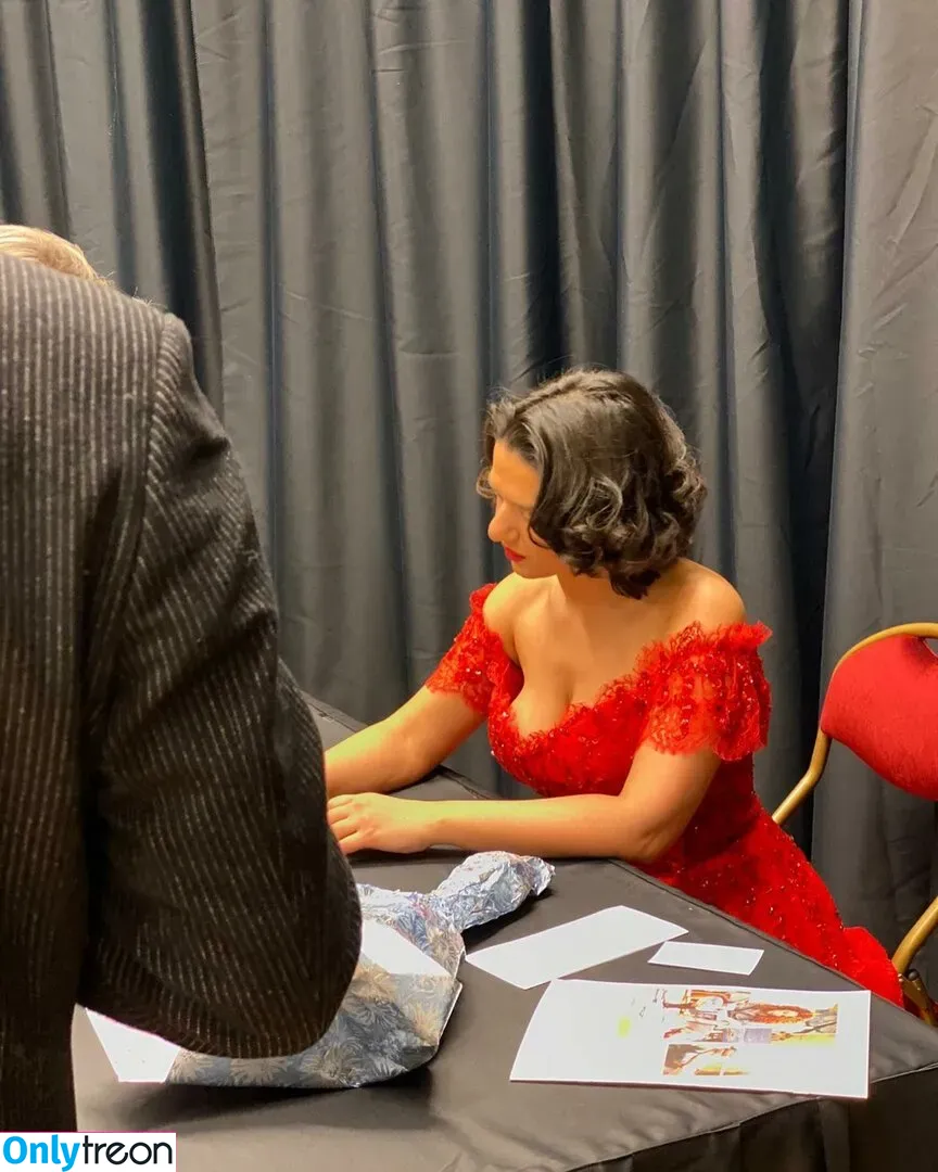 Khatia Buniatishvili nude photo #0053 (khatiabuniatishvili)