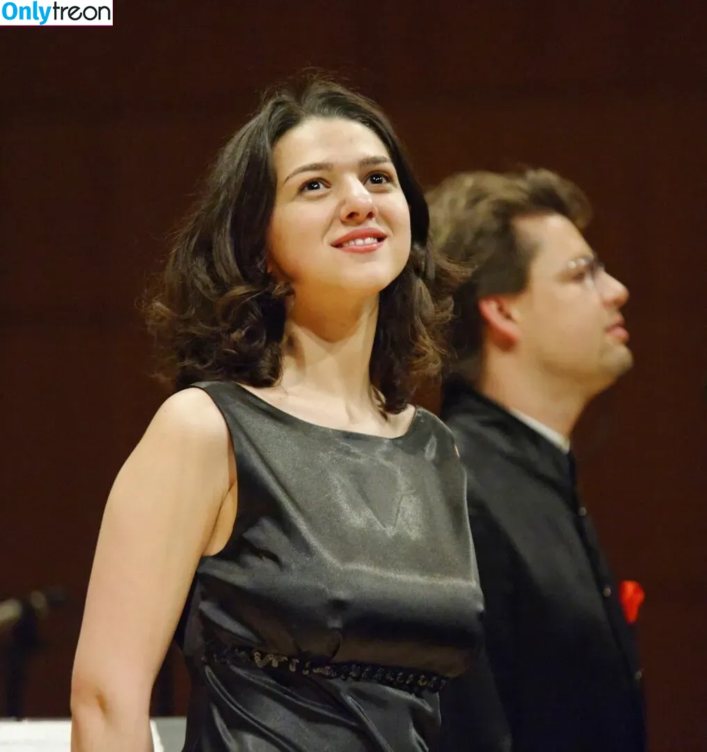 Khatia Buniatishvili голая photo #0116 (khatiabuniatishvili)