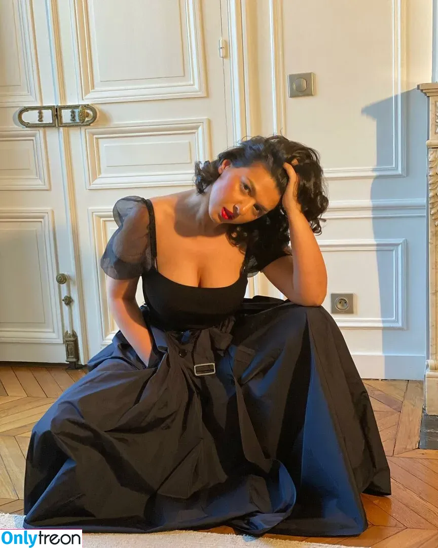 Khatia Buniatishvili nude photo #0135 (khatiabuniatishvili)