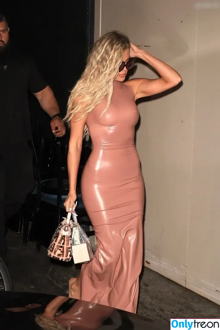 Khloé Kardashian nude photo #0029 (khloekardashian)