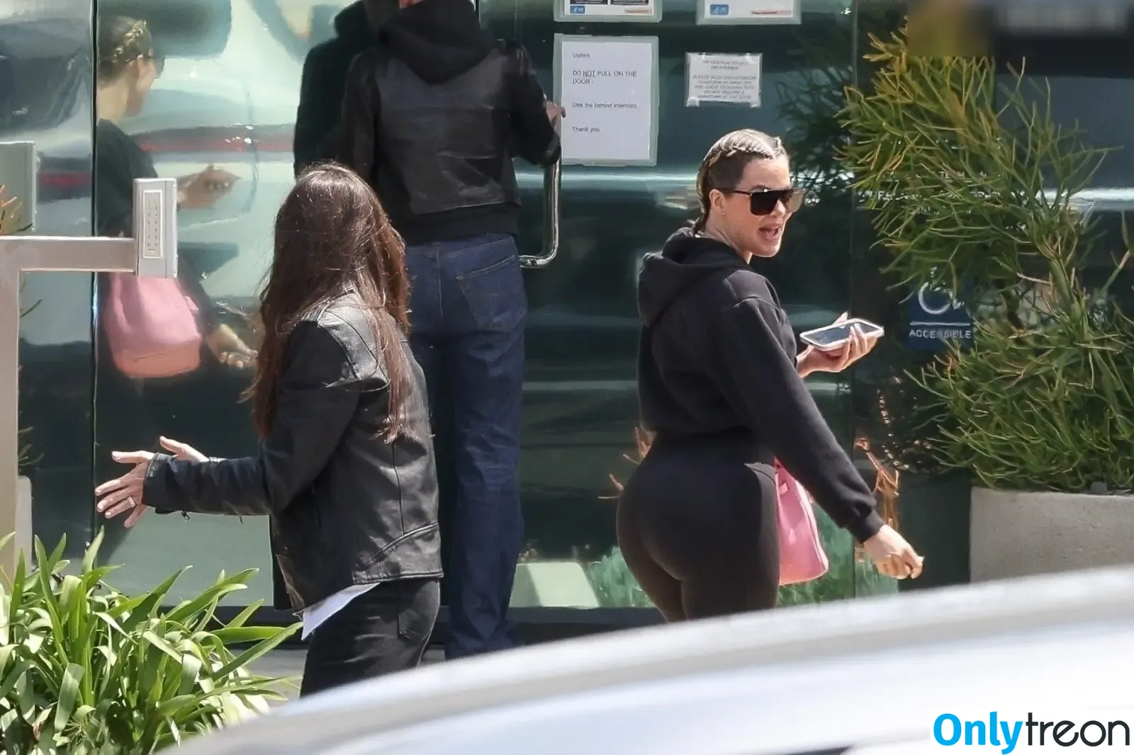 Khloé Kardashian nude photo #0206 (khloekardashian)