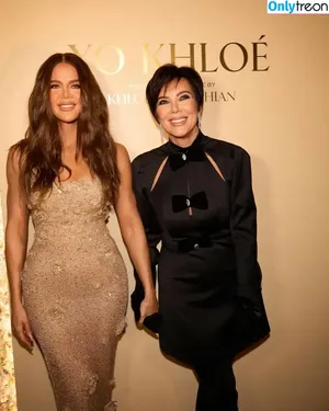 Khloe Kardashian / khloekardashian фото голая #0618